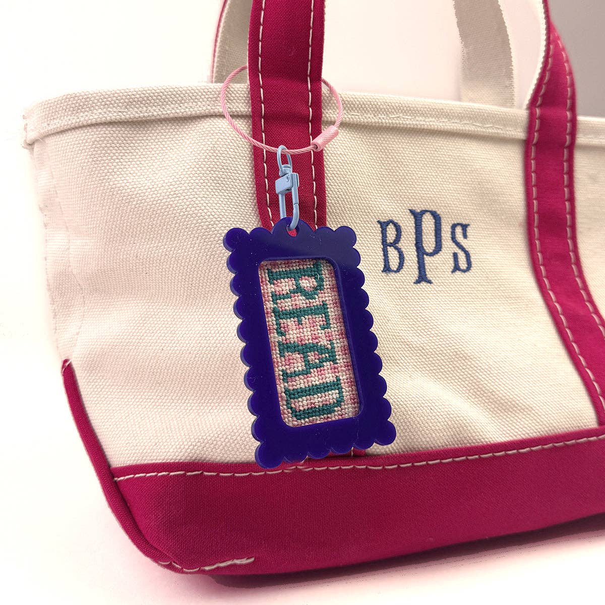 Bag Tag: Small Scallop Rectangle